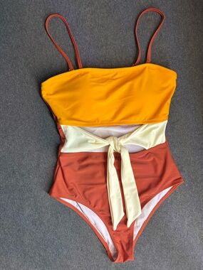 Viottiset Colorblock Twist One-Piece Swimsuit in Mustard, Cream & Rust M